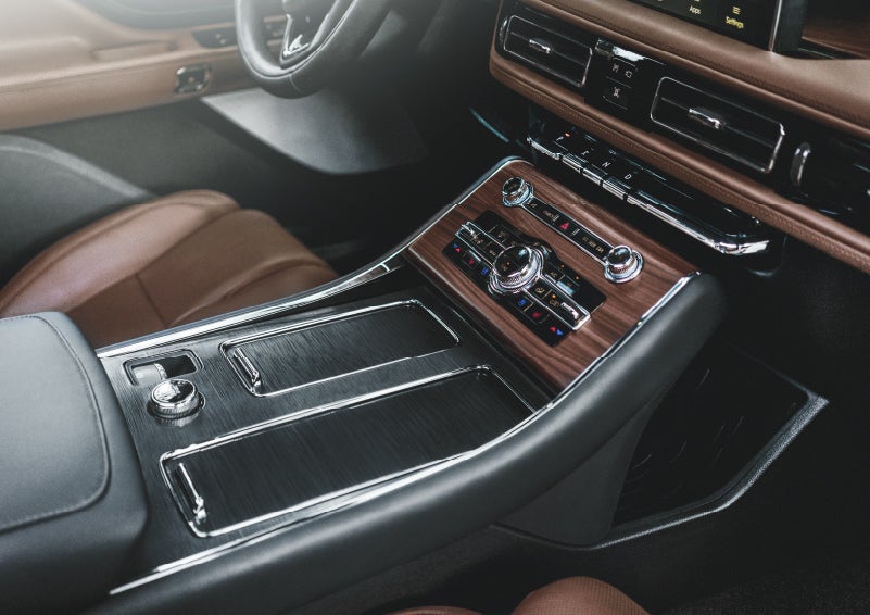 The front center console of a 2024 Lincoln Aviator® SUV is shown | Beck Lincoln in Palatka FL